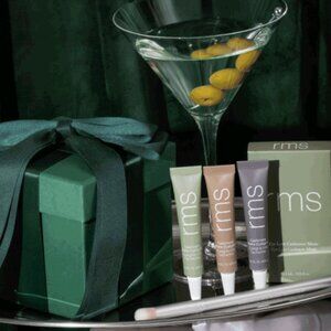 RMS Beauty | Cashmere Mini Eyelights Trio and Eye Polish Brush (Limited Edition)